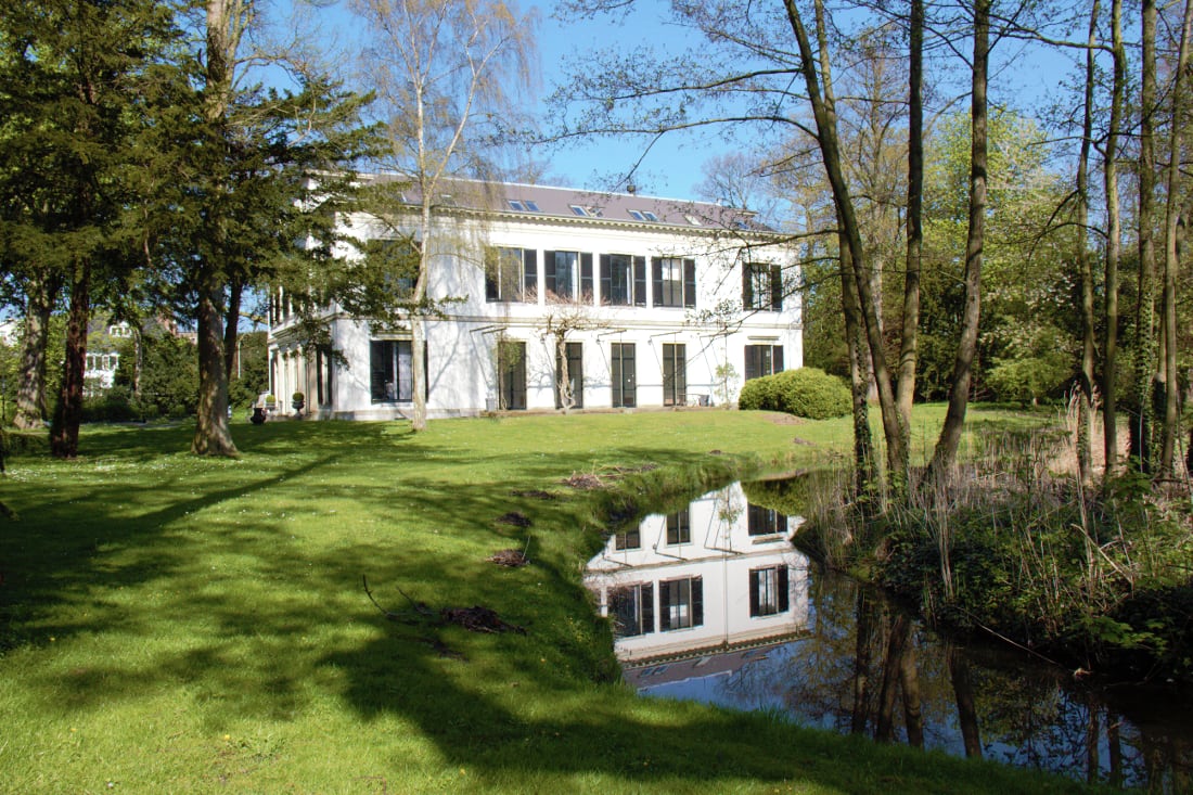 Villa Hartenlust seen from the garden